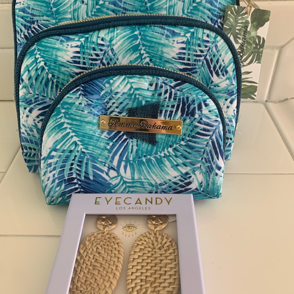 Tommy Bahama makeup bags